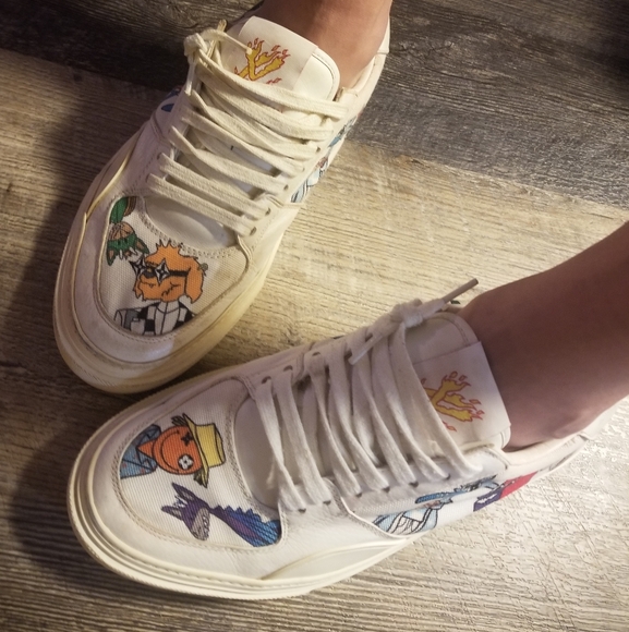 Louis Vuitton LV Friend Low Cut Canvas Leather Colorful Graphic Sneakers Cartoon - Picture 9 of 16